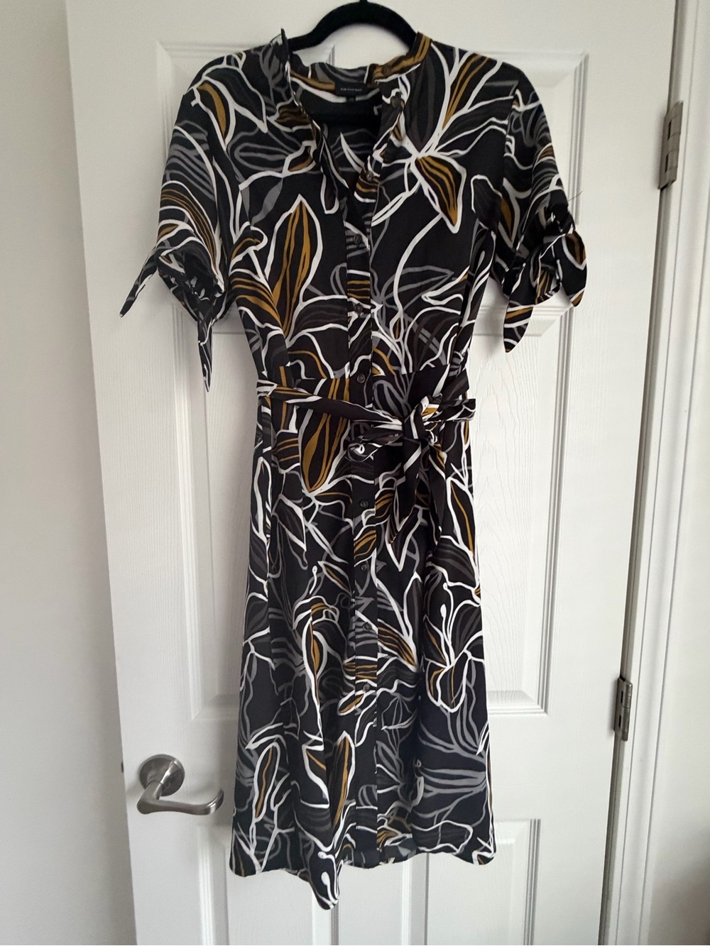 Who What Wear Black Botanical Tie-Waist Midi Dress with Gold Accents